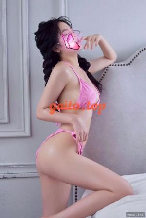 Huyền Trinh – ảnh