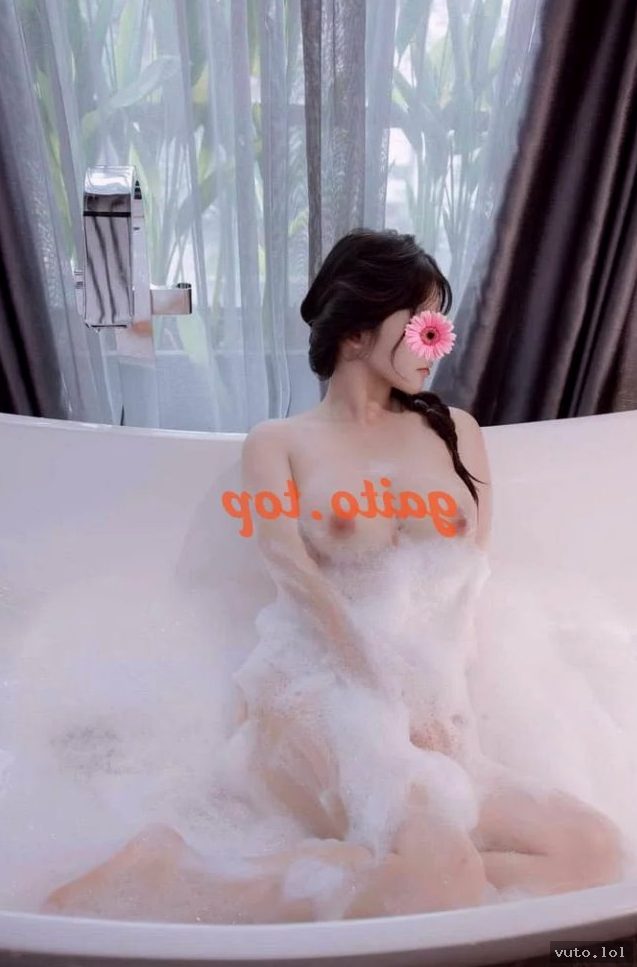 Hà Linh 2005 – Dáng đẹp, nhiều chiêu – Lên kèo ngay – Bình Thạnh, Sài Gòn – ảnh 12