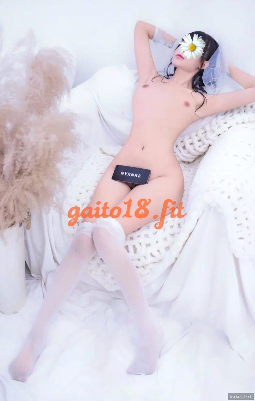 Anh Thư 2006 – Mặt xinh, dâm hết cỡ – Lên kèo luôn – Cầu Giấy, Hà Nội – ảnh 4