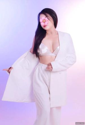 Kim Ngân – ảnh
