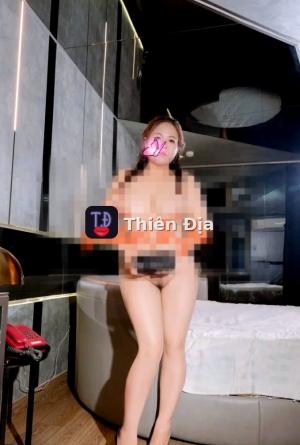 Ánh Hồng Máy – ảnh
